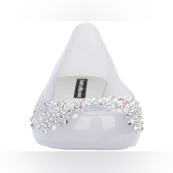 Melissa Ultragirl + J Maskrey Couture - Picture 4 of 7